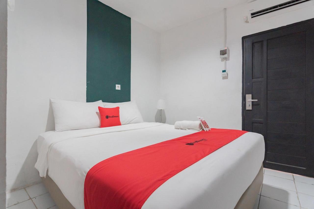 Reddoorz At Sani Guest House Balikpapan Exteriér fotografie