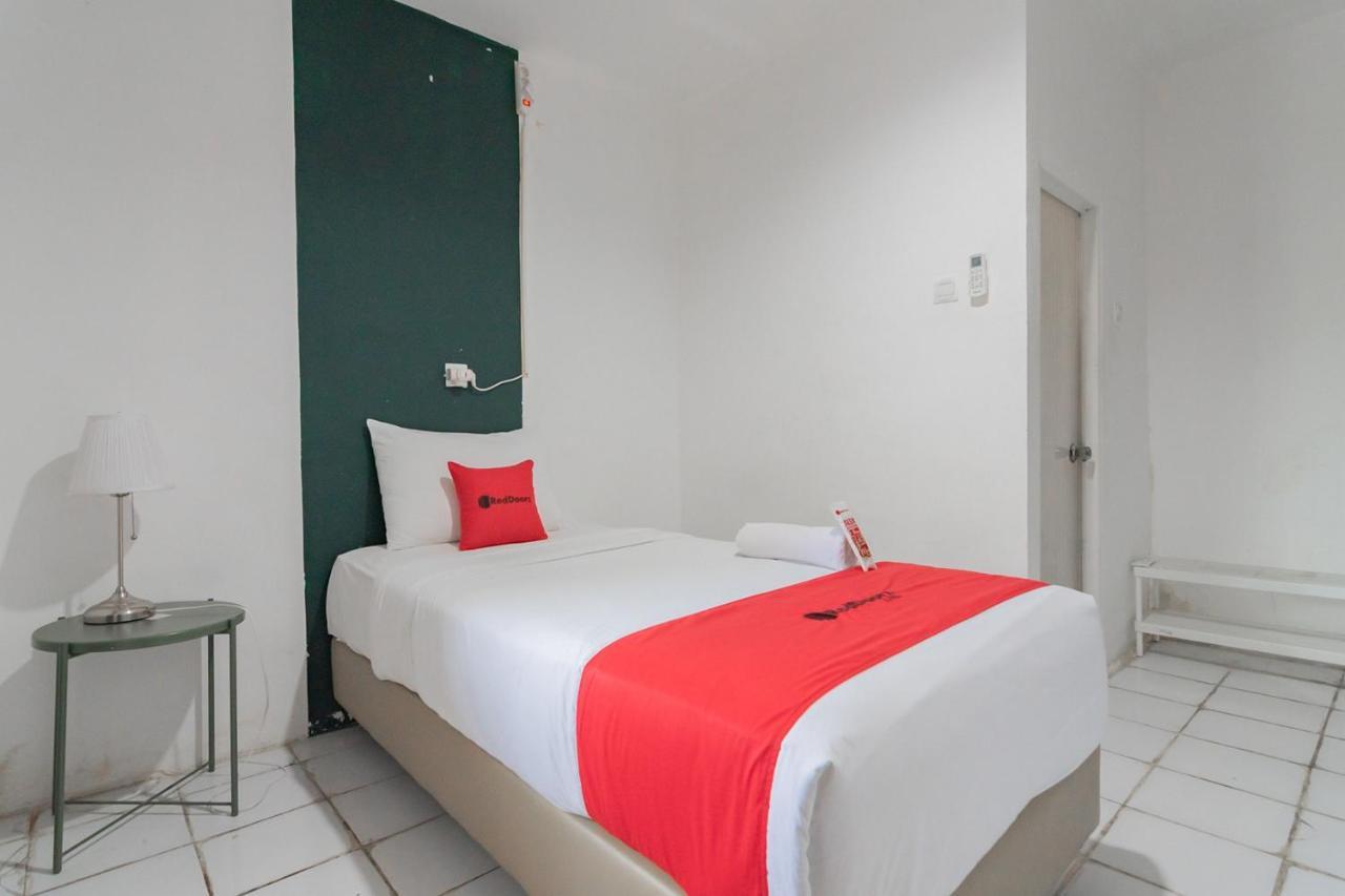 Reddoorz At Sani Guest House Balikpapan Exteriér fotografie
