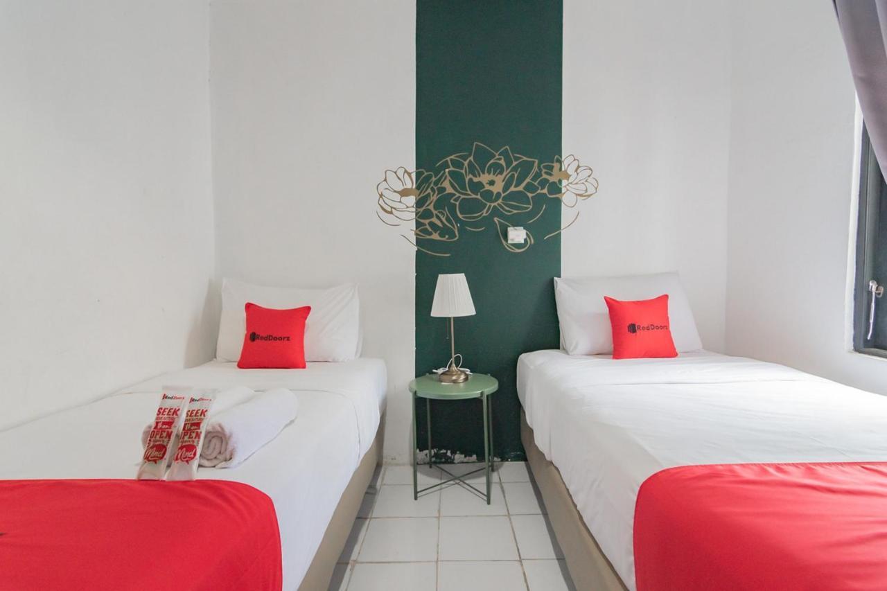 Reddoorz At Sani Guest House Balikpapan Exteriér fotografie