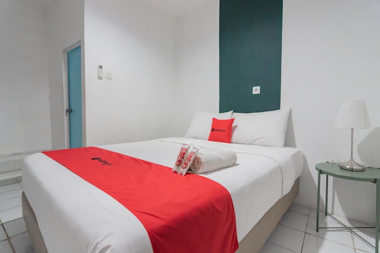 Reddoorz At Sani Guest House Balikpapan Exteriér fotografie
